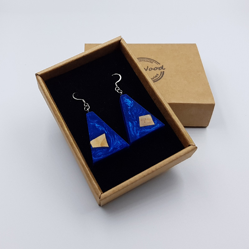Σκουλαρίκια από υγρό γυαλί μπλε ανάποδο τρίγωνα με ξύλο ελιάς