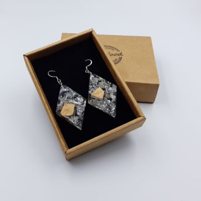 Resin earrings, rhombus with silver leaf and olive wood