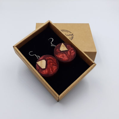 Resin earrings, rounds in red color with wood