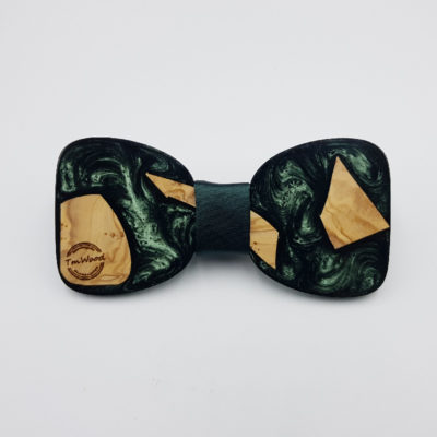 Resin bow tie in dark green with olive wood