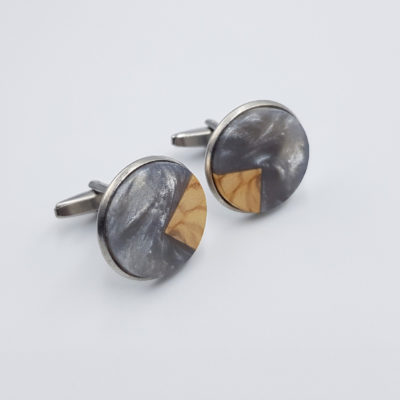 Resin cufflinks in silver with olive wood
