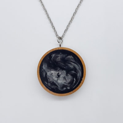 Resin necklace small, round design in grey color with wooden bezel