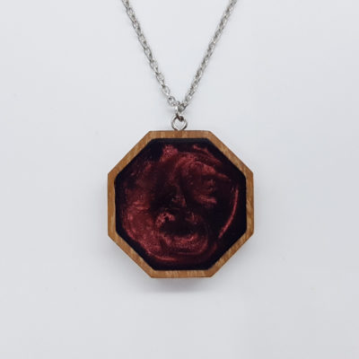 Resin necklace small, polygon design in burgundy color with wooden bezel