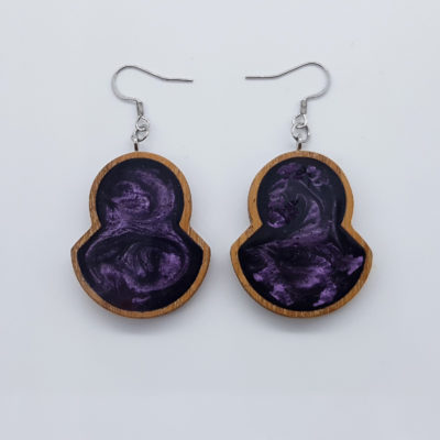 Resin earrings, double rounds in dark purple color with wooden bezel