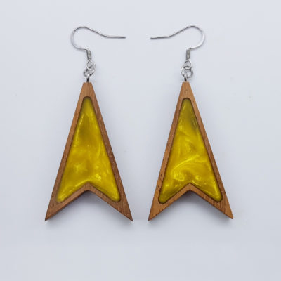 Resin earrings, triangles pointed in yellow color with wooden bezel