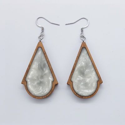 Resin earrings, triangles to rounds in white color with wooden bezel