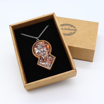 Resin necklace small, round to rhombus design with precious copper silver leaf and wooden bezel